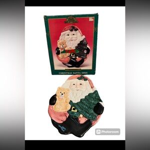 World Showcase Gift Collection Christmas Santa  Ceramic Dish Cookie Candy Plate